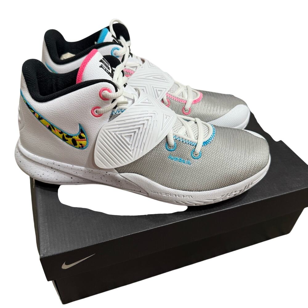 NIB Nike Kyrie Flytrap 3 South Beach sz 10